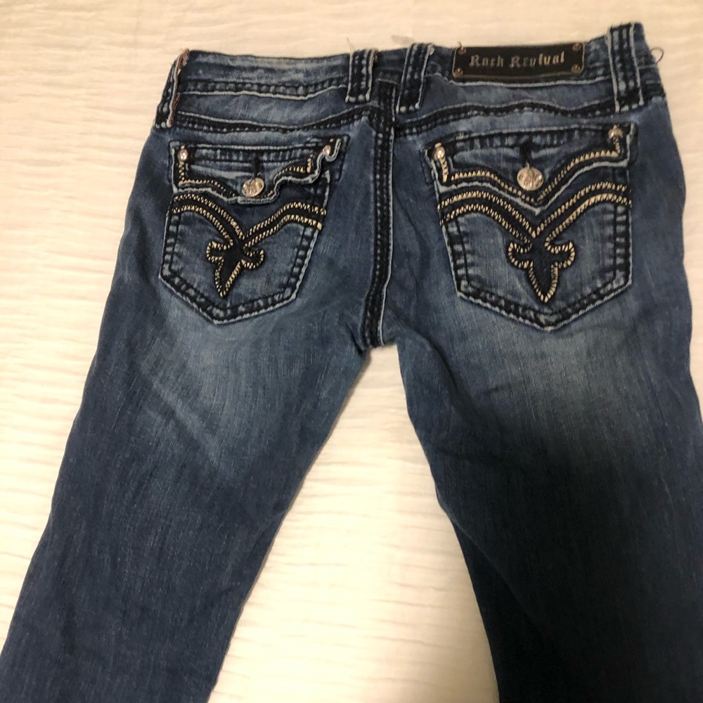 Rock revival straight jeans